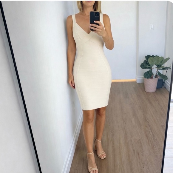 Herve Leger Dresses & Skirts - Hervé Léger Cream Bandage Dress Bodycon Sleeveless Mini M